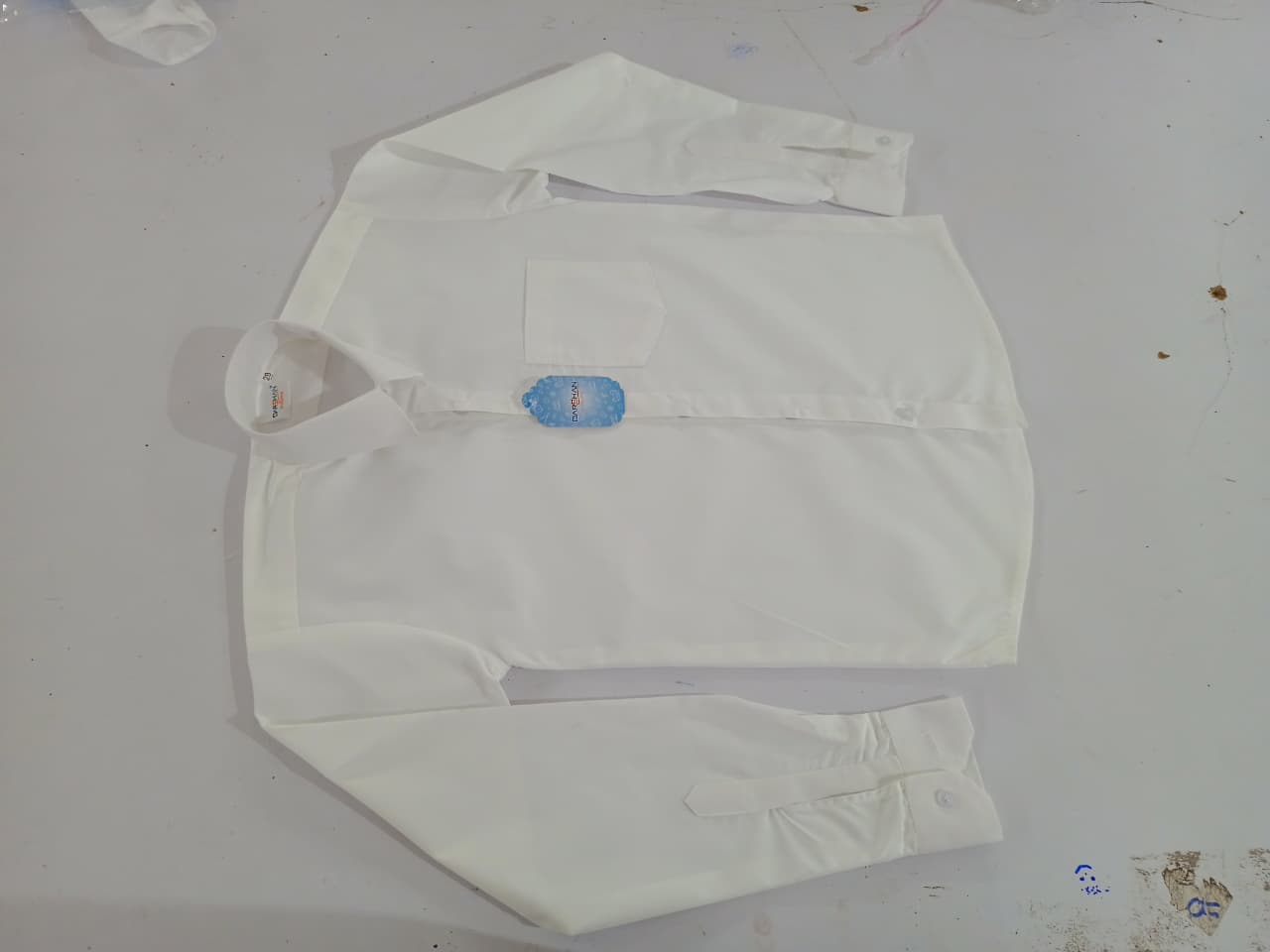 White-Shirt